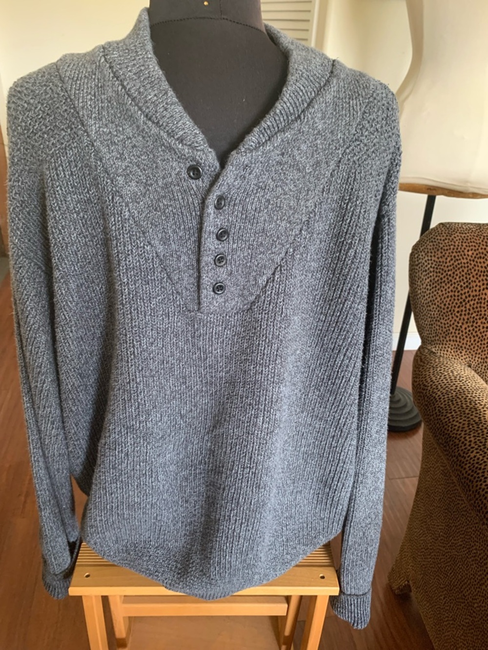 Cabela's Men's Grey Shawl-Collar Henley Sweater 100% cotton